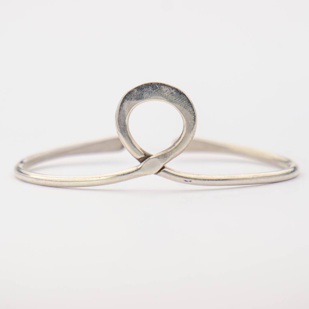Looped Elegance