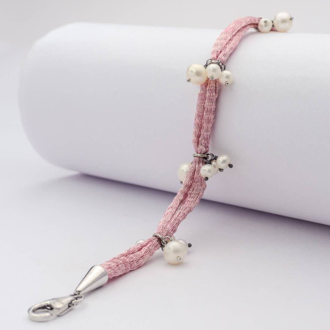 Blush and Pearls 